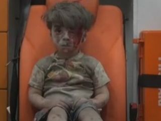 'وحشت' حلب در نگاه مبهوت کودک ۵ ساله