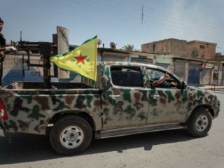 جنگنده‌های سوریه برای اولین بار مناطق تحت کنترل کردها را بمباران کردند