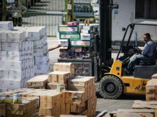 'چند نفر از کارکنان گمرک و سازمان بنادر' ایران بازداشت شدند