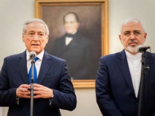 ظریف: آمادگی داریم از آمریکا نامه آرامش‌بخش دریافت کنیم