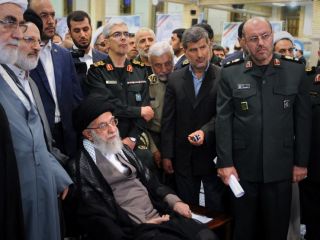 آیت‌الله خامنه‌ای: با آمریکا نمی‌توان از طریق مذاکره به تفاهم رسید