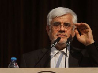 انتقاد عارف از ددولت روحانی: ۵۰ یا ۶۰ درصد مدیران دستگاه‌ها متعلق به دوران گذشته‌اند