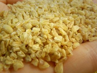 برای رفع یبوست و کنترل بواسیر بلغور بخورید!