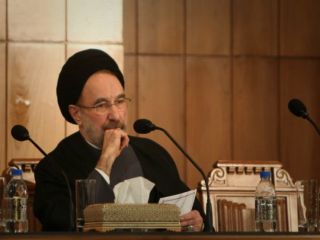 خاتمی خواستار رفع حصر و «تبدیل فضای امنیتی به سیاسی» شد