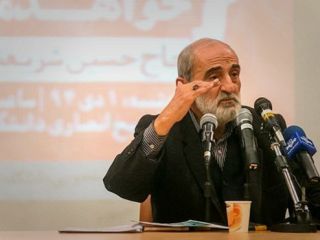 شریعتمداری: چرا موسوی و کروبی مثل مرتضوی معذرت نمی‌خواهند؟