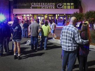 حمله با چاقو در یک مرکز خرید در آمریکا ۸ مجروح به جا گذاشت