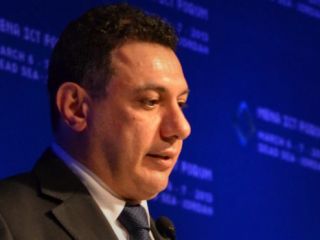 نزار زکا 'در دادگاه انقلاب تهران به تحمل ۱۰ سال زندان محکوم شد'