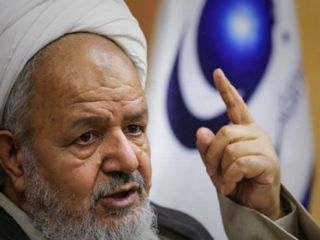 نماینده رهبر در سپاه: انتخاباتی پیچیده و حساس خواهیم داشت