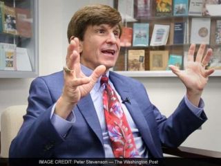 پیشگوی بزرگ آمریکایی، پیروز انتخابات را اعلام کرد