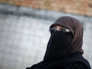 بلغارستان پوشیدن نقاب و برقع را ممنوع اعلام کرد