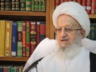 آیت‌الله مکارم شیرازی: وزارت ارشاد به بیراهه رفته است