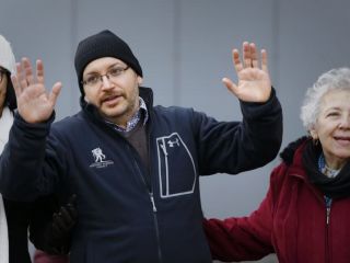 جیسون رضاییان و خانواده‌اش در یک دادگاه فدرال آمریکا از دولت ایران شکایت کردند