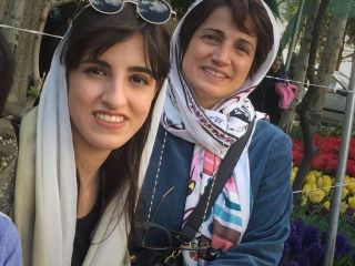 تلاش وزارت اطلاعات برای بازجویی از دختر ممنوع‌الخروج نسرین ستوده