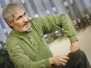 کویتی‌پور: بهروز وثوقی چه گناهی کرده که باید پشت مرز ترکیه بایستد تا پدر مریضش را ببیند