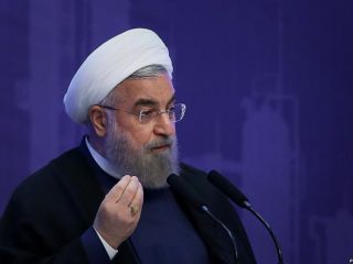 واکنش روحانی به انتقادات از برجام: می‌گویند به جای هواپیما اتوبوس بخرید
