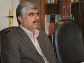 نماینده زرتشتیان در مجلس به امام جمعه اصفهان اعتراض کرد