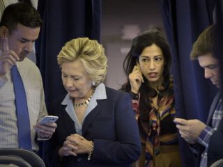 رسانه‌ها: اف‌بی‌آی درخواست علنی نشدن تحقیقات جدید مرتبط با کلینتون را نادیده گرفته است