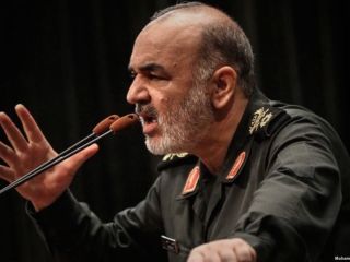 هشدار مقام سپاه: آمریکا به تعهداتش عمل نکند، برجام را به موزه می‌فرستیم