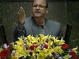 احمد بخشایش، نماینده سابق مجلس: ترامپ برنده شود، ما راضی‌تریم