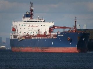 جزییات غرق شدن شناور نفتی ایران در خلیج‌فارس