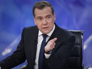 مدودیف در آستانه سفر به اسرائیل: ارسال اس ۳۰۰ به ایران بر روابط با اسرائیل اثرگذار نیست