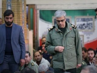 رئیس ستاد کل نیروهای مسلح ایران: در حلب صنعت ساخت موشک ایجاد کردیم