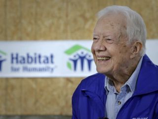 جیمی کارتر: تنها کسی هستم که حال هر دو نامزد انتخابات را درک می‌کنم