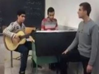 اجرای ترانه مرتضی پاشایی توسط چند دانش آموز