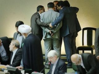 هشدار پژوهشگران درباره تشکیل فراکسیون‌های زبانی در مجلس.