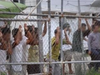 توافق استرالیا و آمریکا بر سر پناهجویان مستقر در پاپوآ گینه‌نو و جزیره نائورو