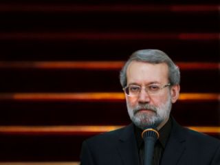 علی لاریجانی: درباره ترامپ اظهارنظرهای شتاب‌زده نکنید