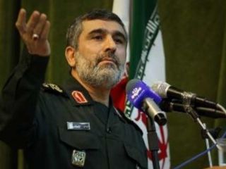 فرمانده ارشد سپاه: آمریکا کارخانه ساخت سلاح «زمین‌به‌زمین» ایران در حلب را تخریب کرد