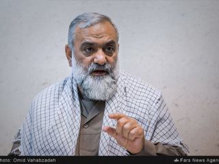 محمدرضا نقدی: «رژیم و نظامی که پشت پرده امریکا را اداره می‌کند تحلیل کرده که امریکا سال ۲۰۳۵ سقوط می‌کند