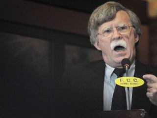 جان بولتون: تنها راه‌حل درازمدت برای ایران «تغییر رژیم» است