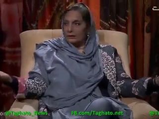 مصاحبه با منیژه حکمت :هر کدام از مدیران، یک حلقه از فامیل‌های‌شان را به دور خودشان چیده‌اند و بده‌-بستان با دوستان و حلقه‌های‌شان است