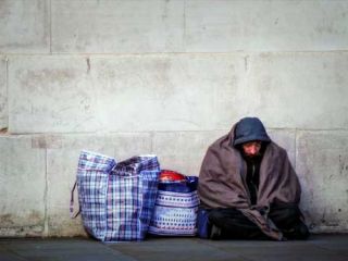 در این هوای برفی به داد هم برسیم، حضرات کار دارند!