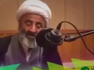 آخوند خوش صدا , اگر علم الهدی این را ببیند ...