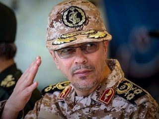 تأکید مقام نظامی ایران بر لزوم ایجاد پایگاه دریایی در سوریه و یمن
