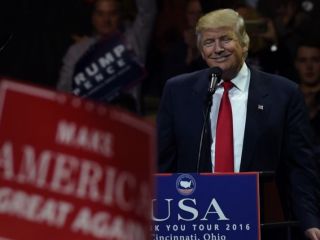 ترامپ: اکنون می‌خواهیم بر جامعه آمریکا متمرکز شویم‎‎