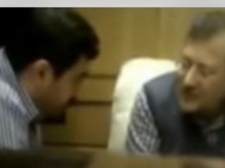 فاضل لاریجانی: دارایی‌های من، نزدیکان احمدی‌نژاد و ناطق نوری را بررسی کنید