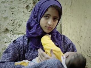 ثبت غیرقانونی ۴۳ هزار مورد ازدواج کودکان در ایران.