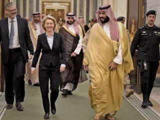 جنجال بر سر شلوار وزیر زن آلمانی در عربستان