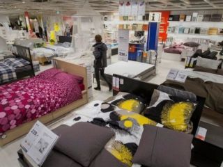 ایکیا از نوجوان‌ها خواسته شب‌ها در فروشگاه‌هایش نخوابند
