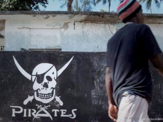 صیادان ایرانی در دست دزدان دریایی: به ما کمک کنید!.