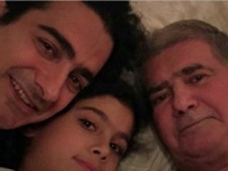 آخرین عکس منتشر شده از محمدرضا شجریان/ همایون: حال پدر بهتر شده است