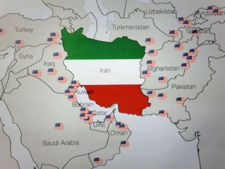 تحلیلگر ضداسراییلی: ۱۱ نشانه جنگ قریب الوقوع آمریکا با ایران