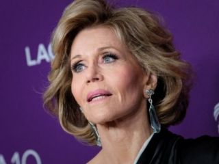 جین فوندا: در کودکی مورد تجاوز و آزار جنسی قرار گرفتم