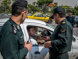 حمله پلیس تهران به «مهمانی خاص» زنانه و بازداشت مهمانان