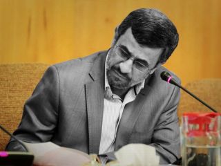 احمدی‌نژاد٬ روحانی را متهم به ارائه «آمار کذب» کرد