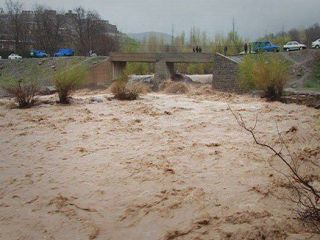 سیل در ۴ استان ایران؛ ۱۲ کشته و ۳۷ مفقود.